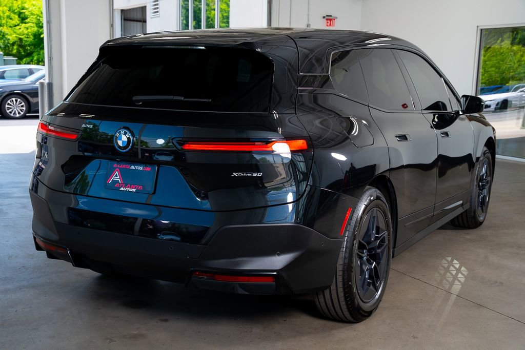 Used 2023 BMW iX xDrive50 w/ Convenience Package AWD/4WD image 11
