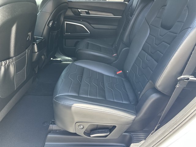 Certified 2021 Kia Telluride SX w/ SX Prestige Package AWD/4WD image 24
