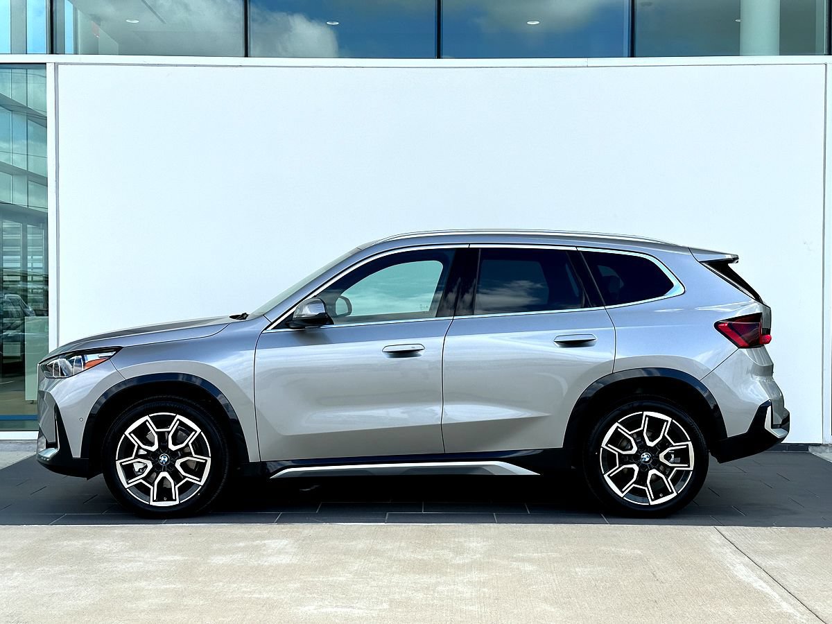 New 2026 BMW X1 xDrive28i w/ Technology Package AWD/4WD image 8