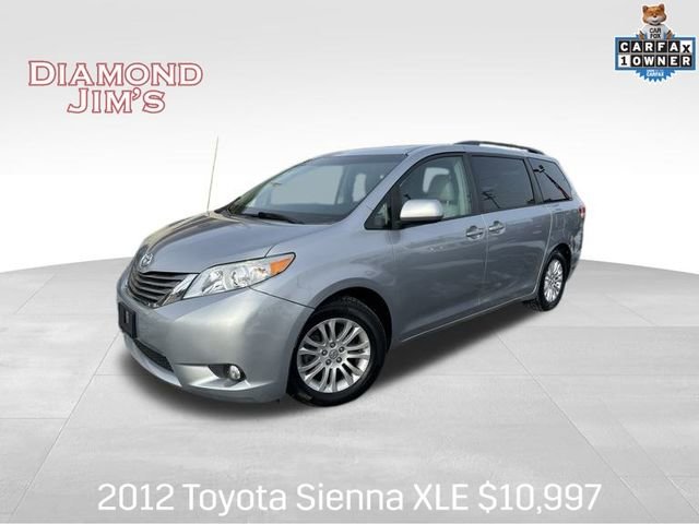 Used 2012 Toyota Sienna XLE image 1