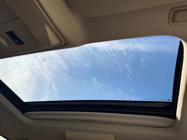 Used 2016 Chevrolet Suburban LTZ AWD/4WD image 16