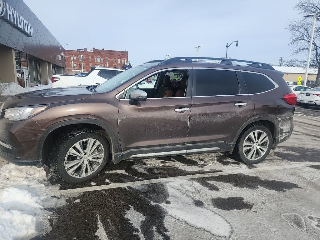 Used 2019 Subaru Ascent Touring w/ Popular Package #2A image 11