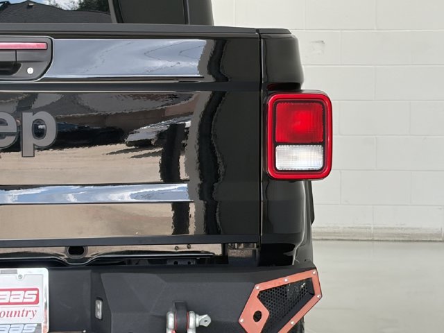 Used 2024 Jeep Gladiator Sport AWD/4WD image 10