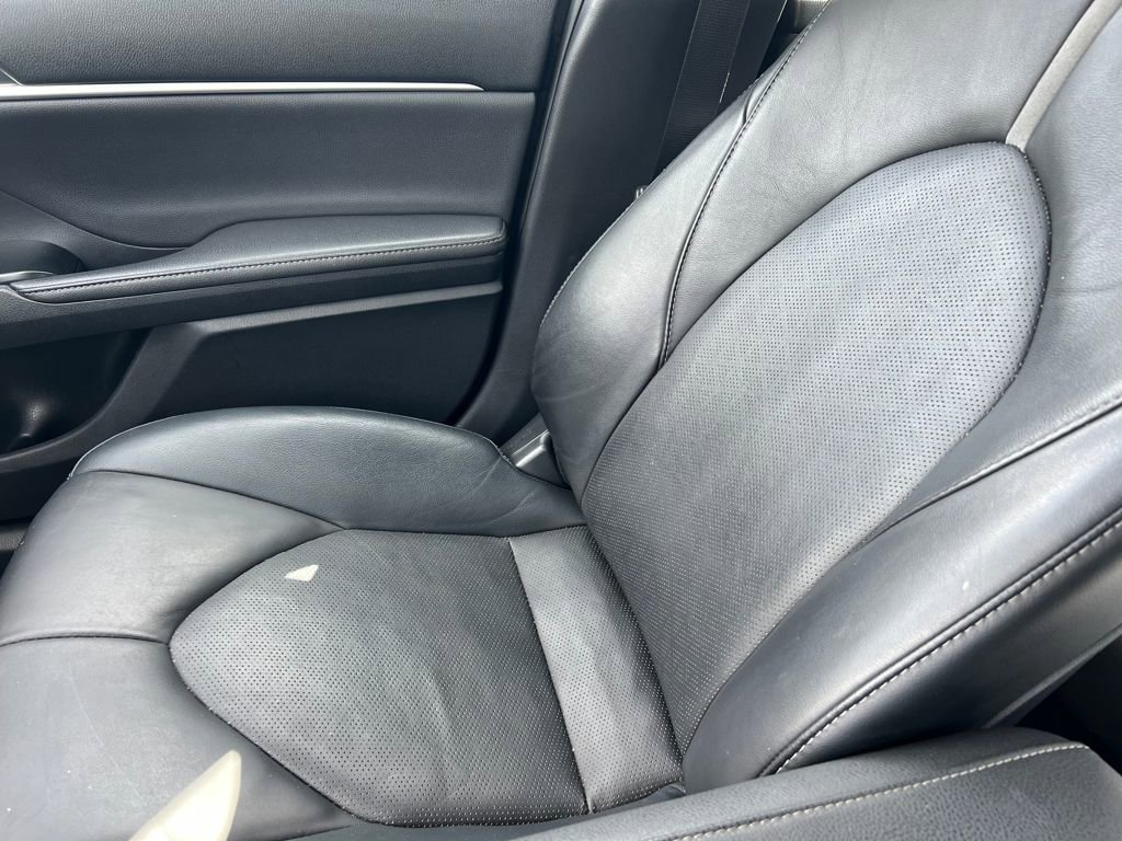 Used 2020 Toyota Camry XSE w/ Carpet Mat Package image 29