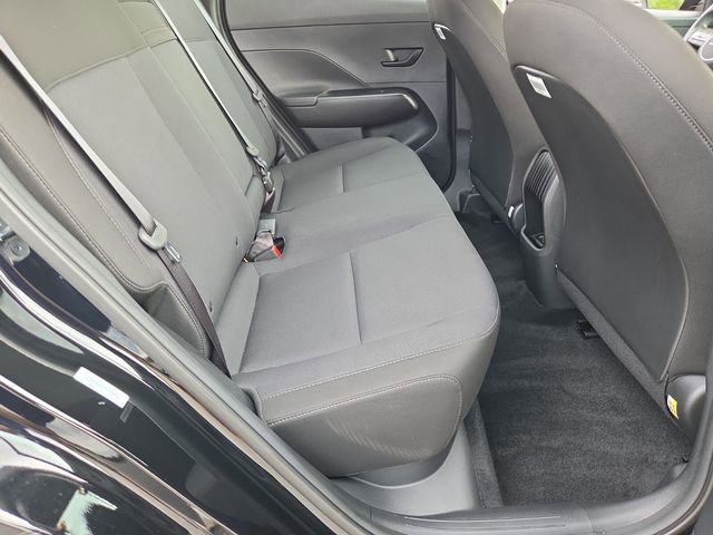 Used 2025 Hyundai Kona SE image 18