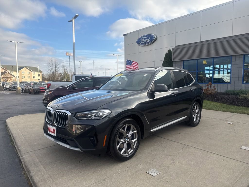 Used 2022 BMW X3 sDrive30i w/ Convenience Package w/ZPA image 2