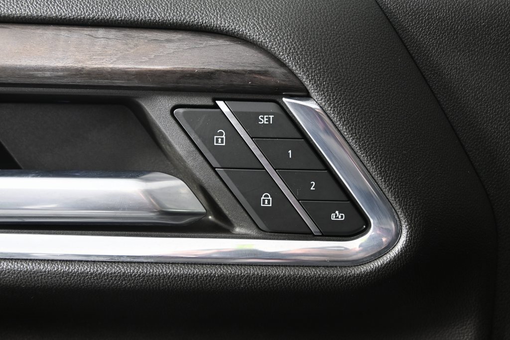 Used 2024 Chevrolet Silverado 3500 LTZ w/ LTZ Plus Package image 20