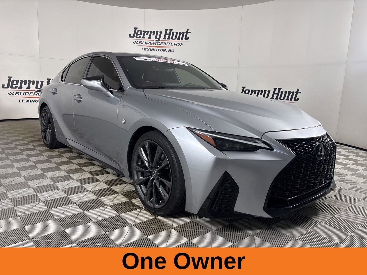 Used 2023 Lexus IS 350 F Sport RWD image 4