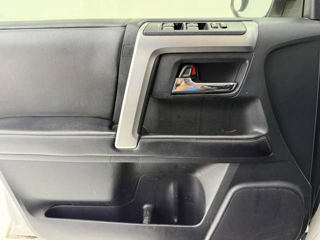 Used 2015 Toyota 4Runner SR5 image 16