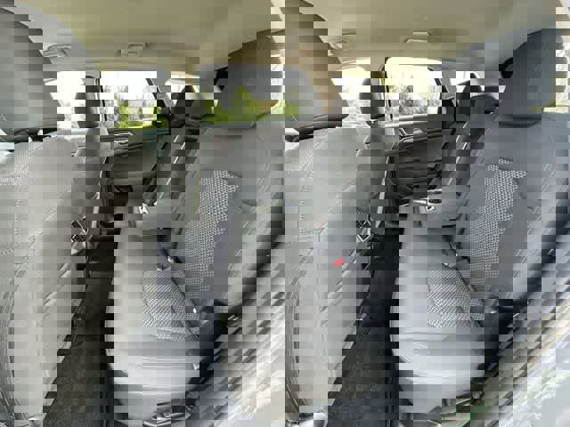 Used 2023 Kia Sportage LX image 17