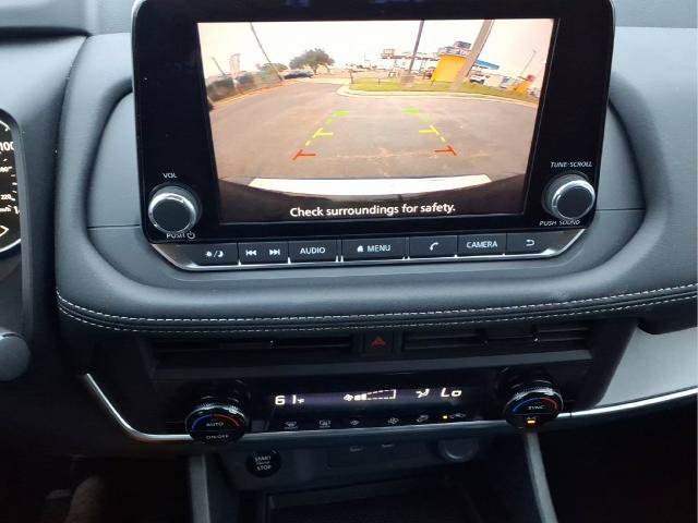 Certified 2026 Nissan Rogue SV FWD image 16