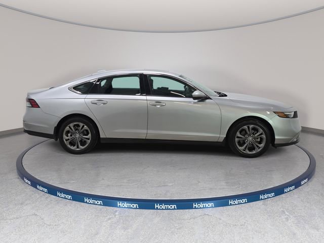 Used 2023 Honda Accord EX image 5