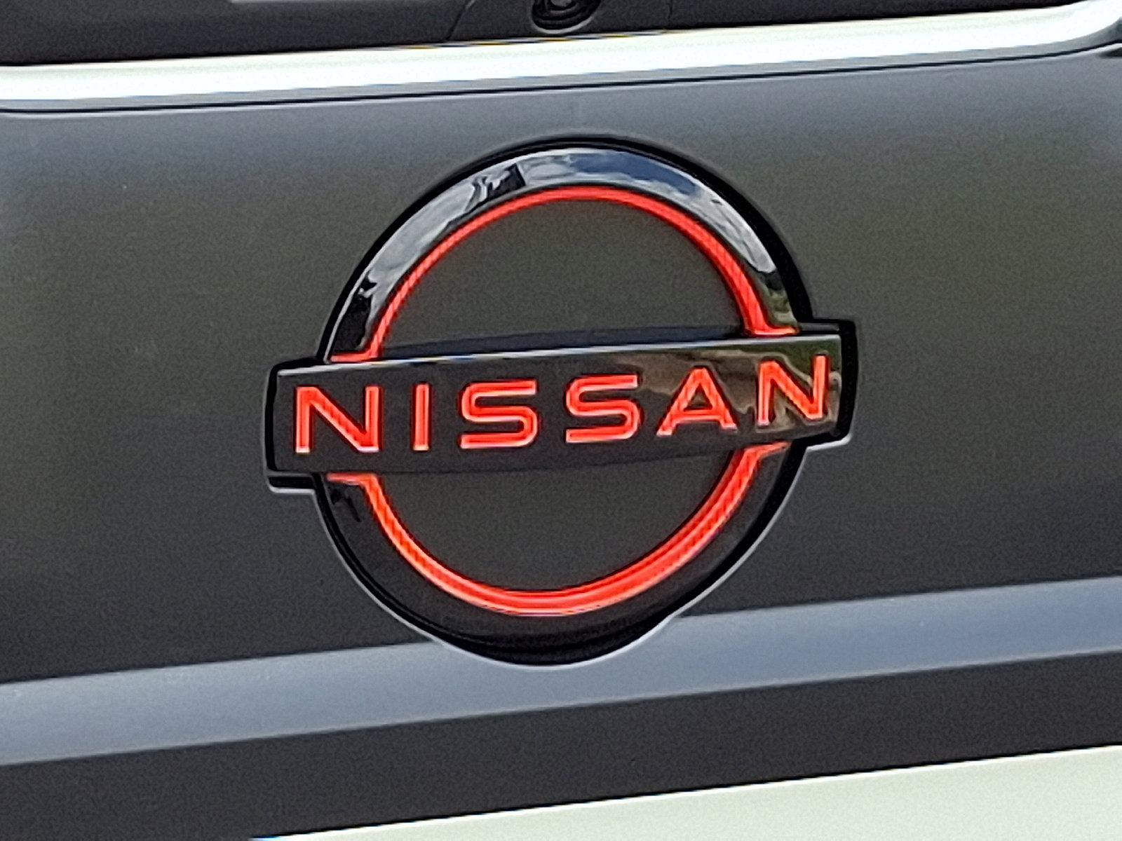 New 2025 Nissan Frontier PRO-4X w/ Pro Premium Package image 10