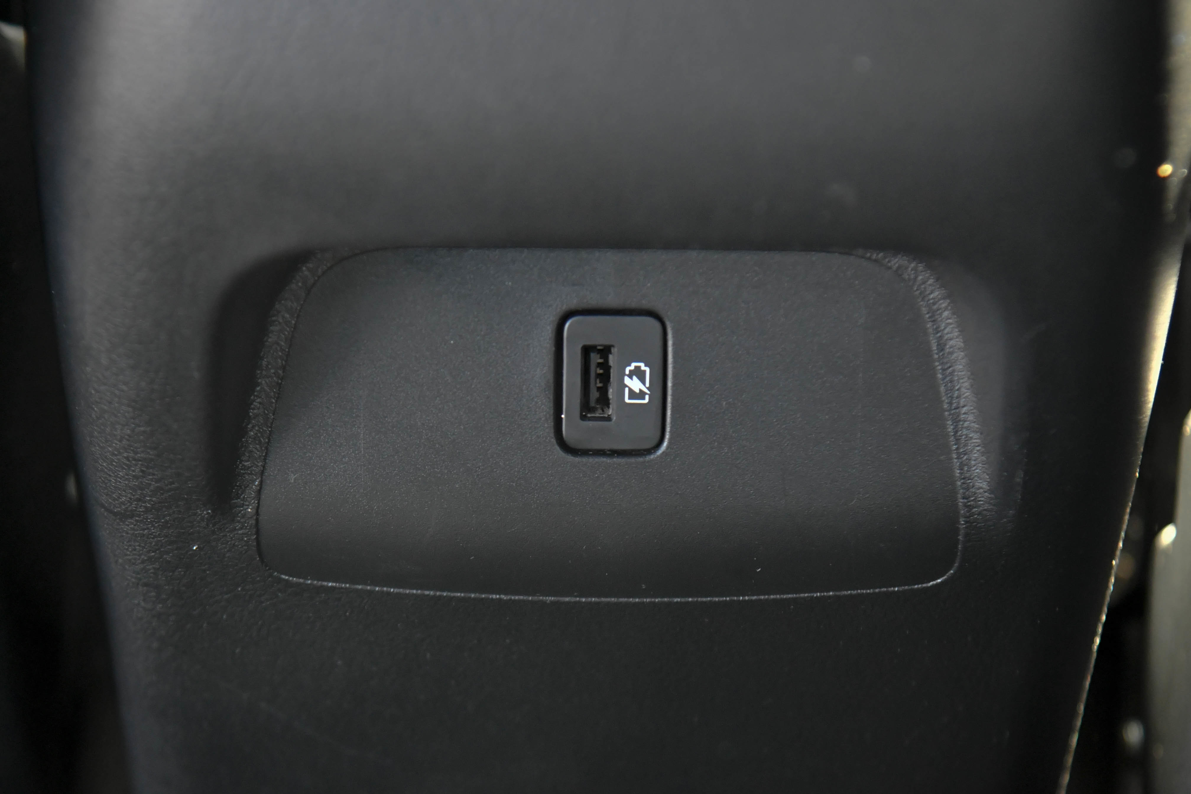 Used 2024 Nissan Sentra SV FWD image 32