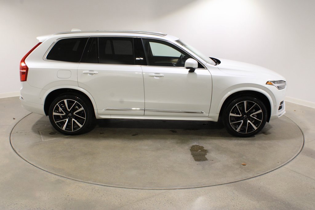Used 2024 Volvo XC90 B6 Plus w/ Protection Package image 6