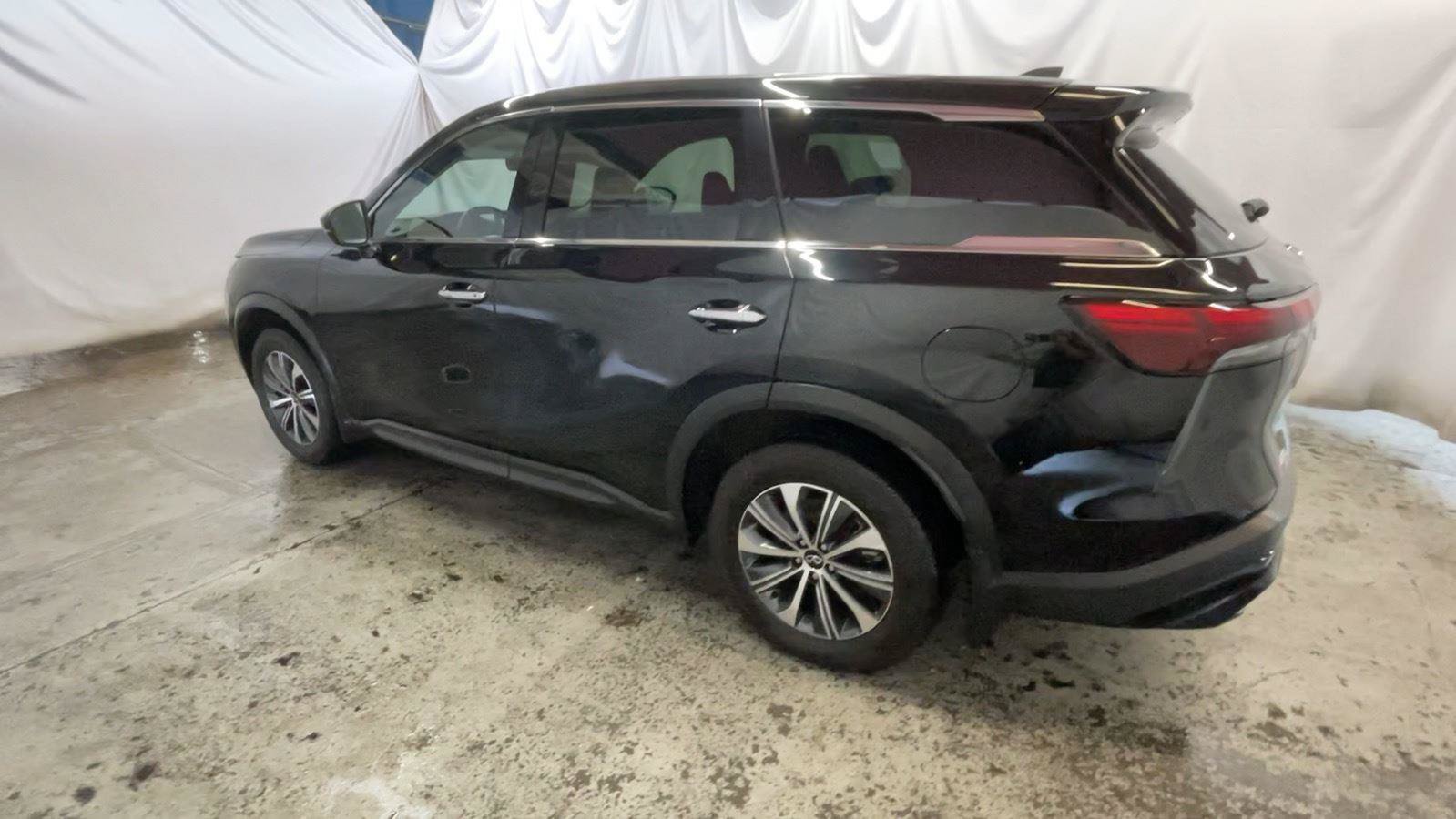 Used 2025 INFINITI QX60 Pure AWD/4WD image 9