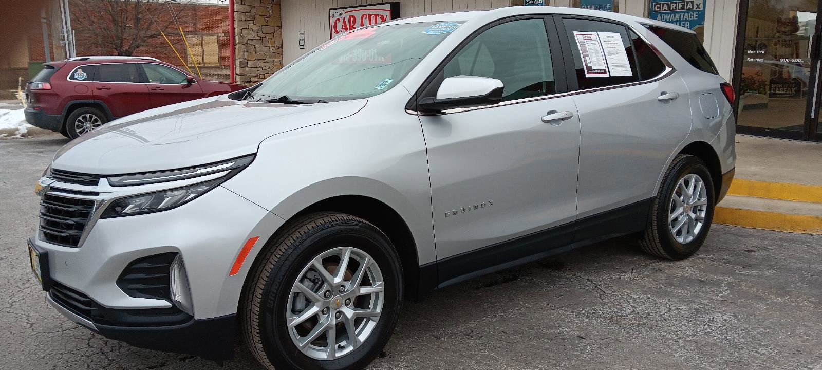Used 2022 Chevrolet Equinox LT image 3