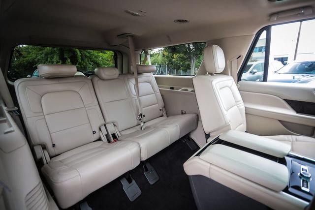 Used 2018 Lincoln Navigator L Reserve w/ Technology Package AWD/4WD image 59