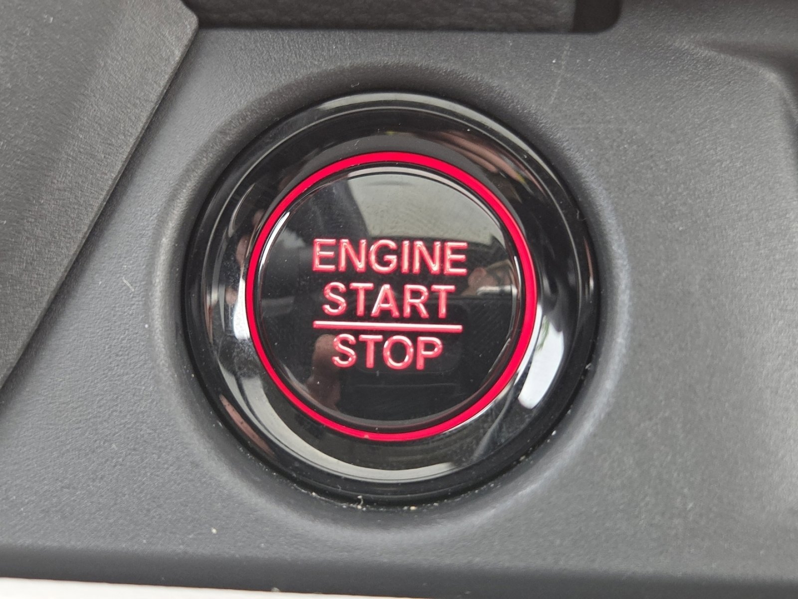 Certified 2025 Honda Pilot Touring image 37