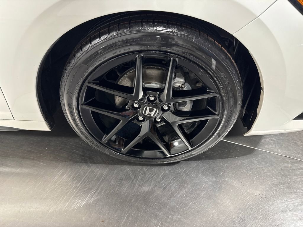 Used 2023 Honda Civic Sport image 14