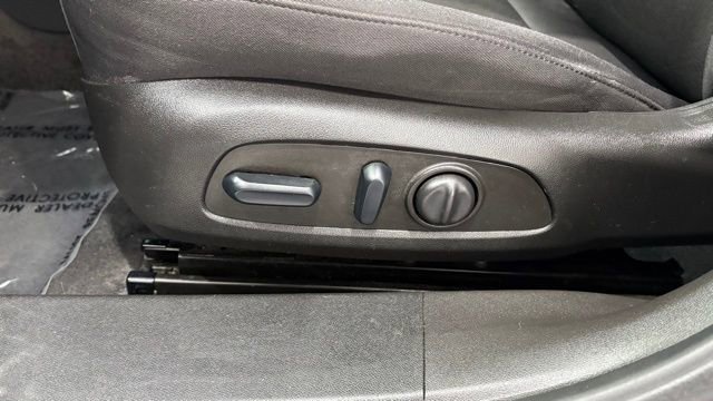 Used 2022 Chevrolet Malibu LT image 12