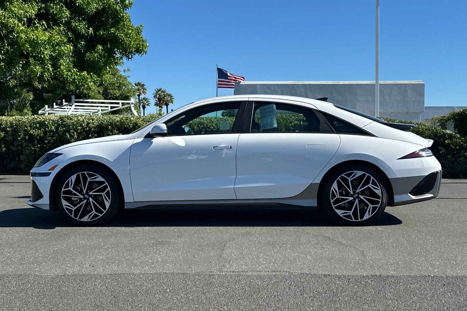 Used 2024 Hyundai Ioniq 6 SEL RWD image 7