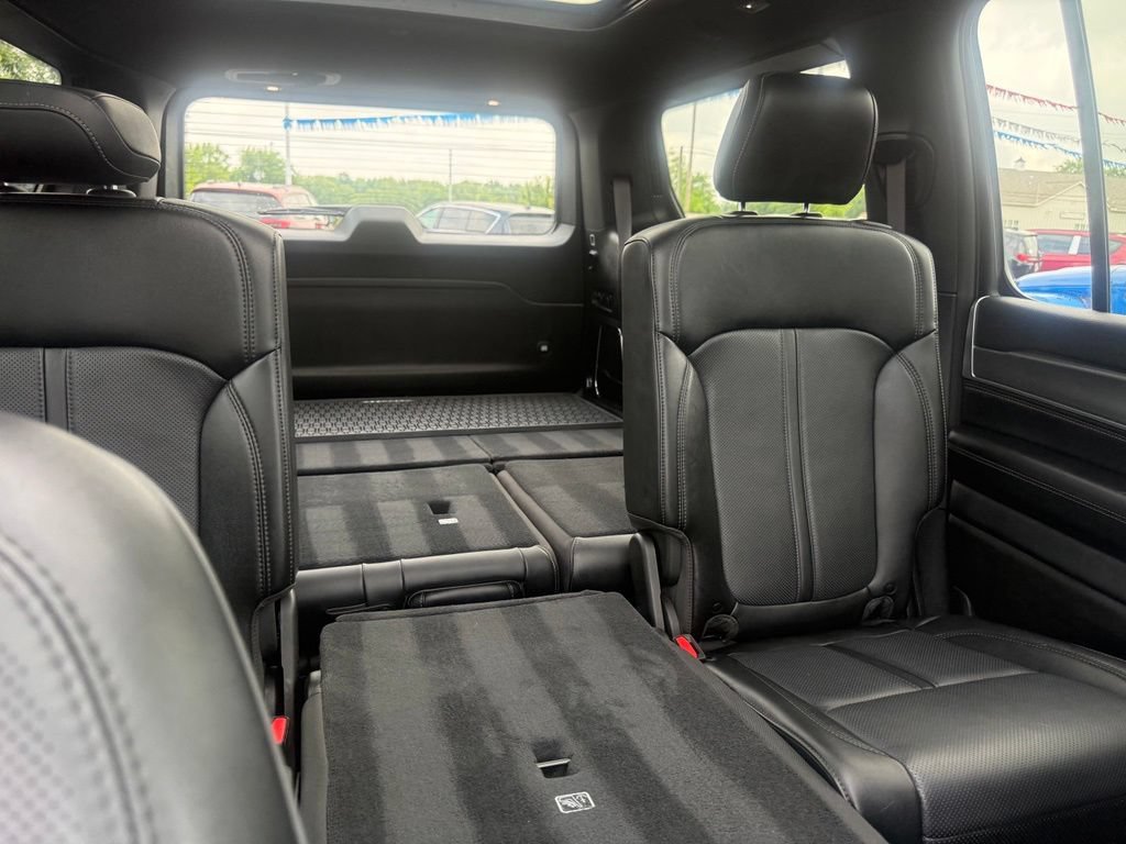 Certified 2024 Jeep Wagoneer Series II AWD/4WD image 63