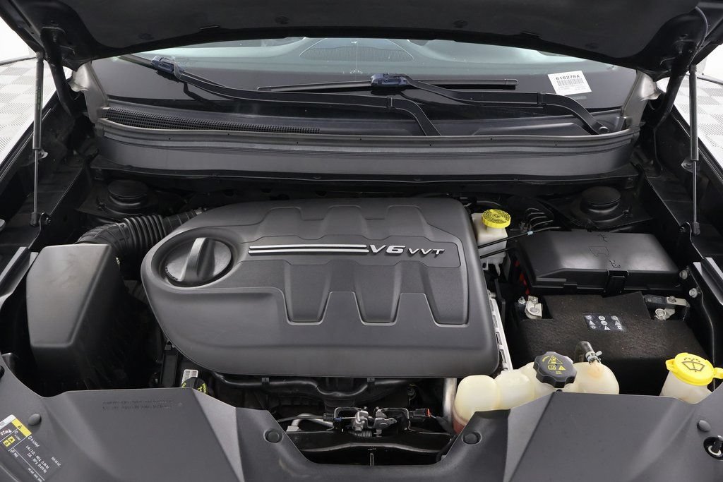 Used 2021 Jeep Cherokee Limited AWD/4WD image 15