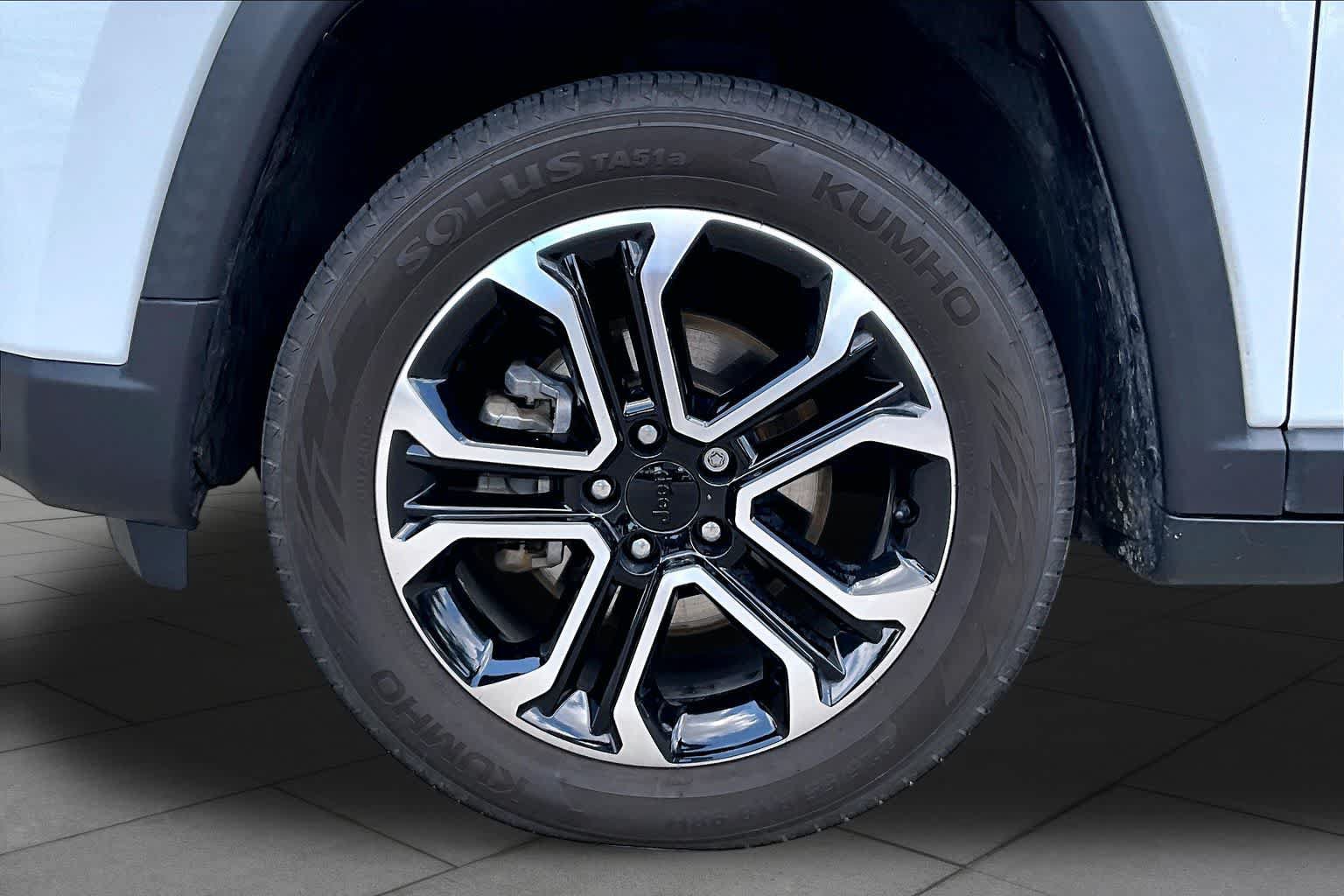 Used 2022 Jeep Compass Limited AWD/4WD image 10