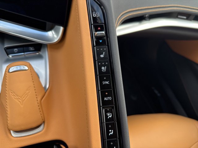 Used 2022 Chevrolet Corvette Stingray Preferred Conv w/ Z51 Performance Package RWD image 25
