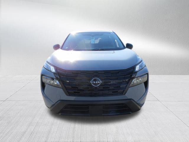 New 2026 Nissan Rogue Dark Armor FWD image 8