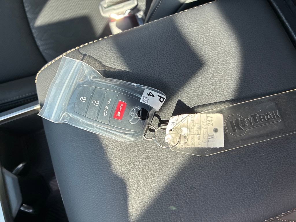 New 2026 Toyota Tacoma Limited image 34