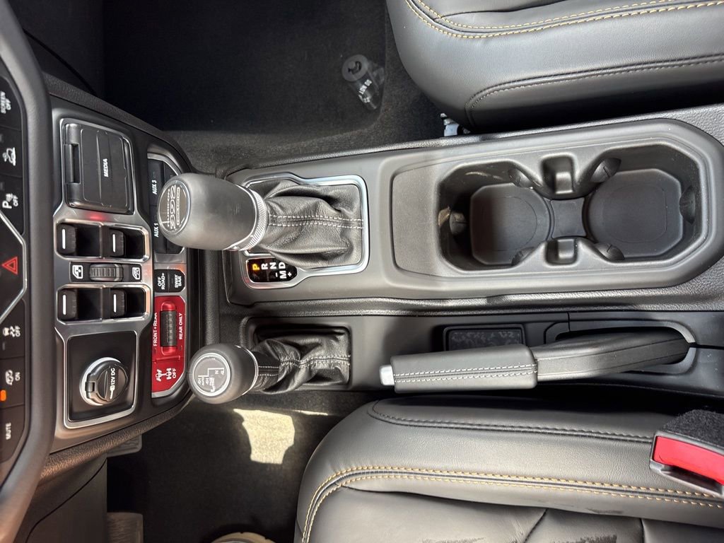 New 2025 Jeep Wrangler Unlimited Rubicon 392 image 11