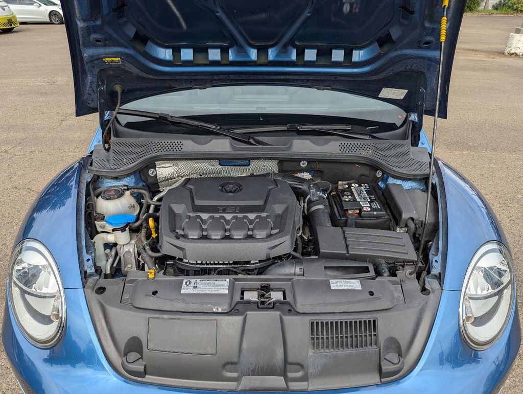 Used 2018 Volkswagen Beetle 2.0T S image 30