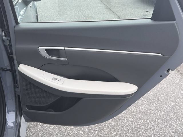 New 2026 Hyundai Sonata SEL FWD image 18