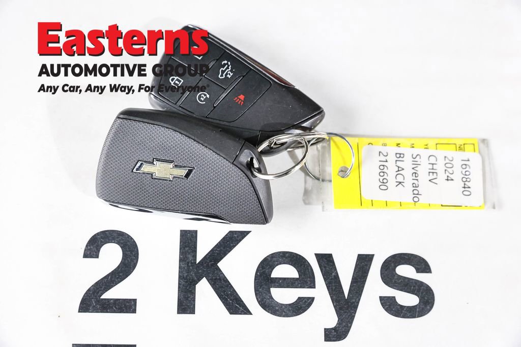 Used 2024 Chevrolet Silverado 1500 Custom AWD/4WD image 25