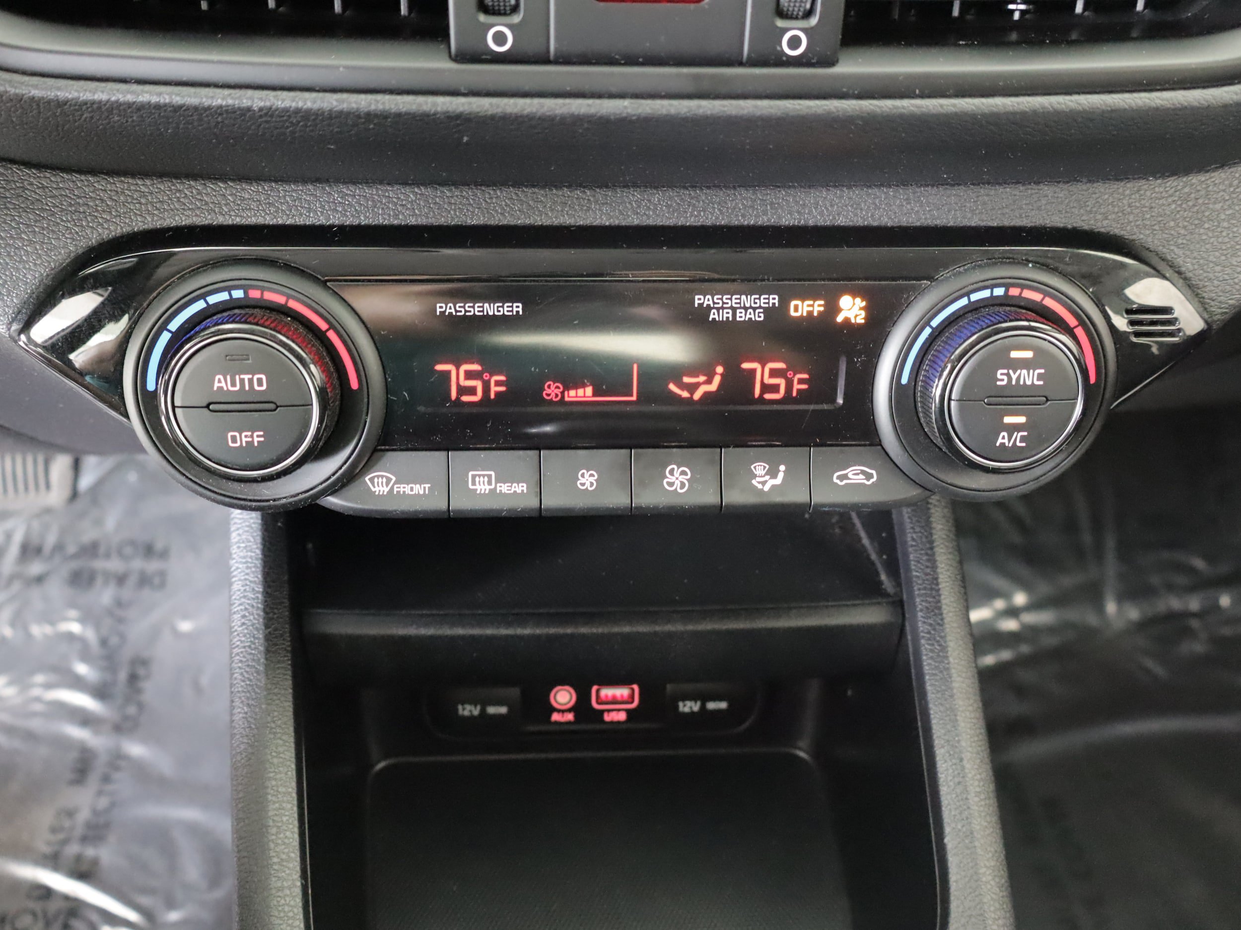 Used 2019 Kia Forte LXS FWD image 12