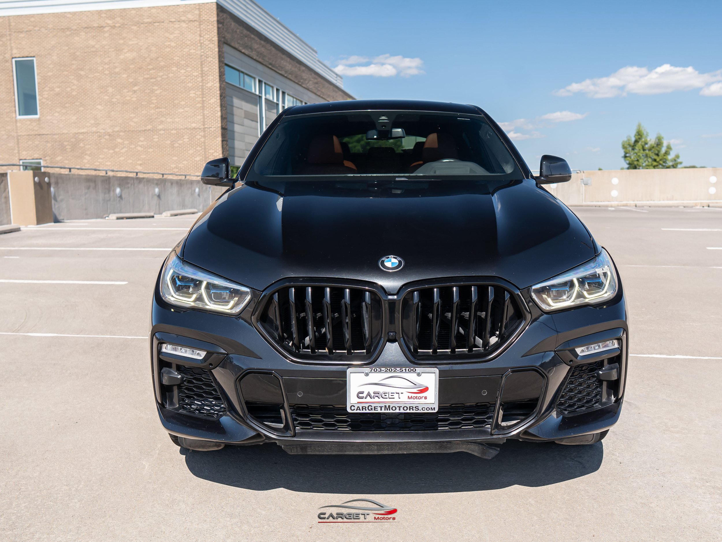 Used 2021 BMW X6 sDrive40i w/ M Sport Package RWD image 2