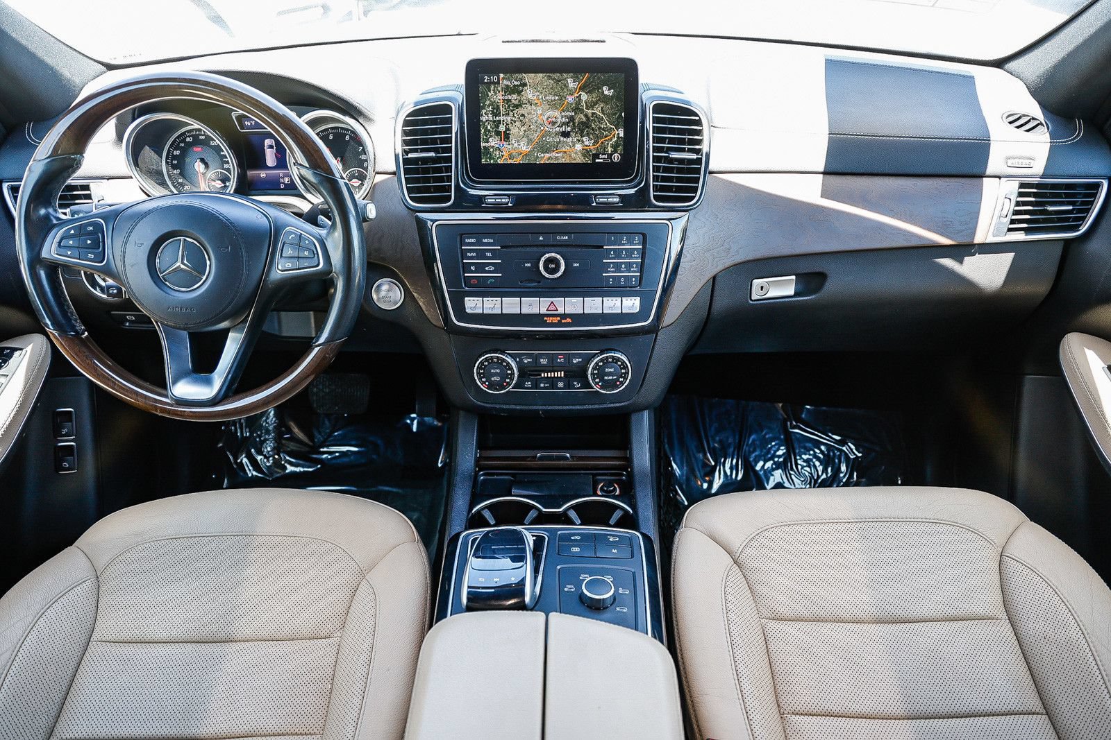 Used 2017 Mercedes-Benz GLS 550 4MATIC image 10