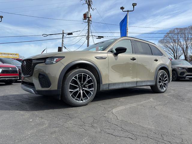 Certified 2025 MAZDA CX-70 Plug-In Hybrid w/ Premium Pkg image 3