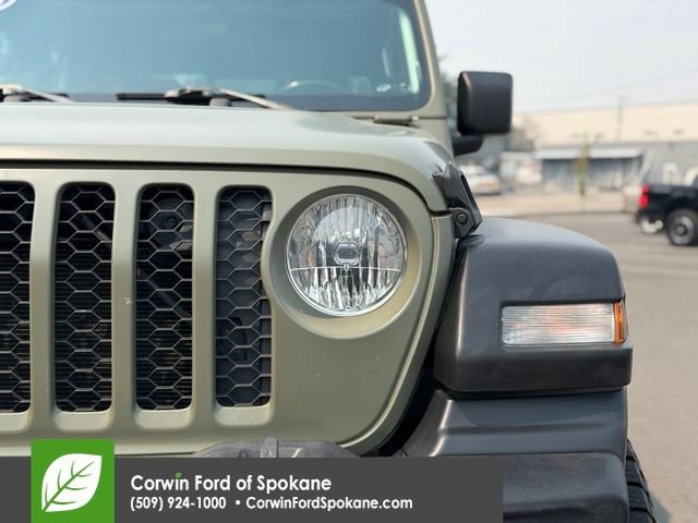 Used 2020 Jeep Gladiator Sport w/ Quick Order Package 24S AWD/4WD image 8
