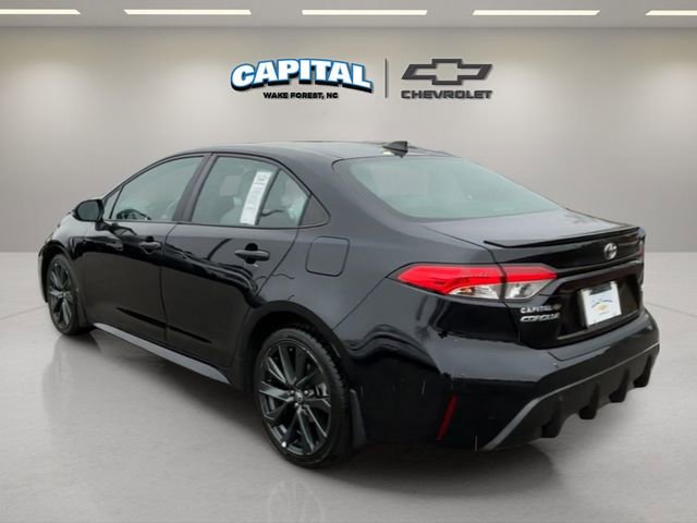 Used 2024 Toyota Corolla SE image 3