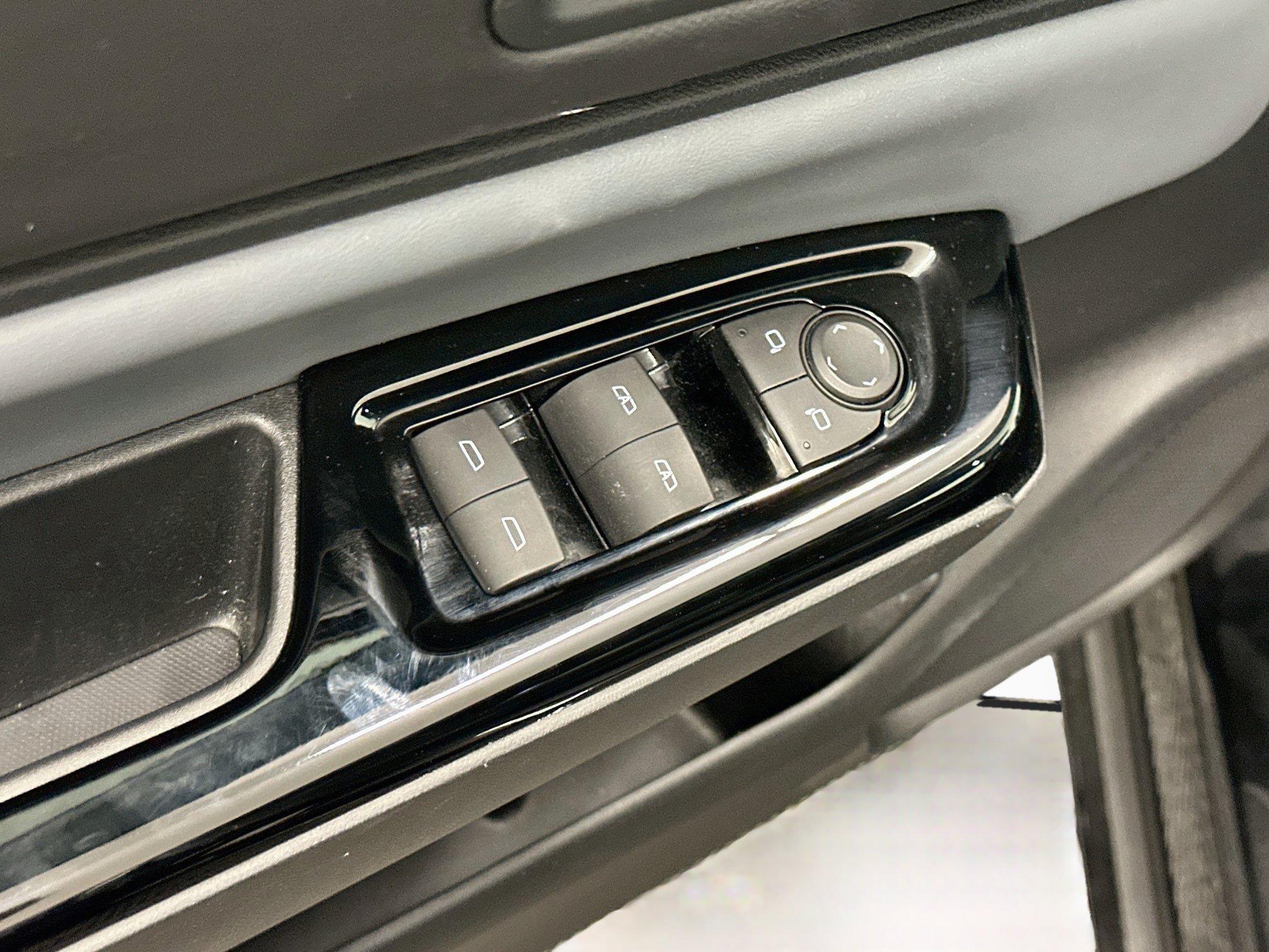 Used 2024 Honda Prologue Touring image 15