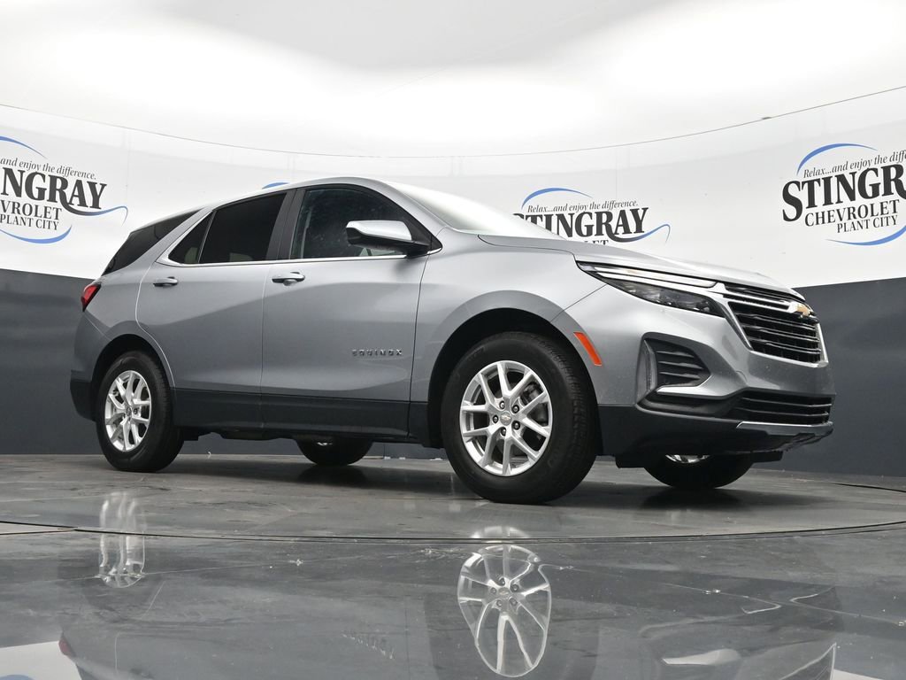 Used 2024 Chevrolet Equinox LT FWD image 17