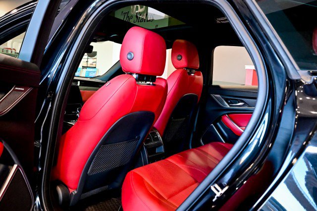 Used 2024 Jaguar XF R-Dynamic SE image 19