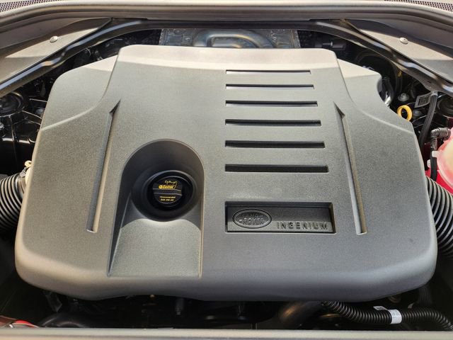 New 2026 Land Rover Range Rover Long Wheelbase SE image 21