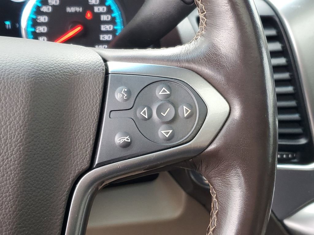 Used 2019 Chevrolet Suburban Premier image 18