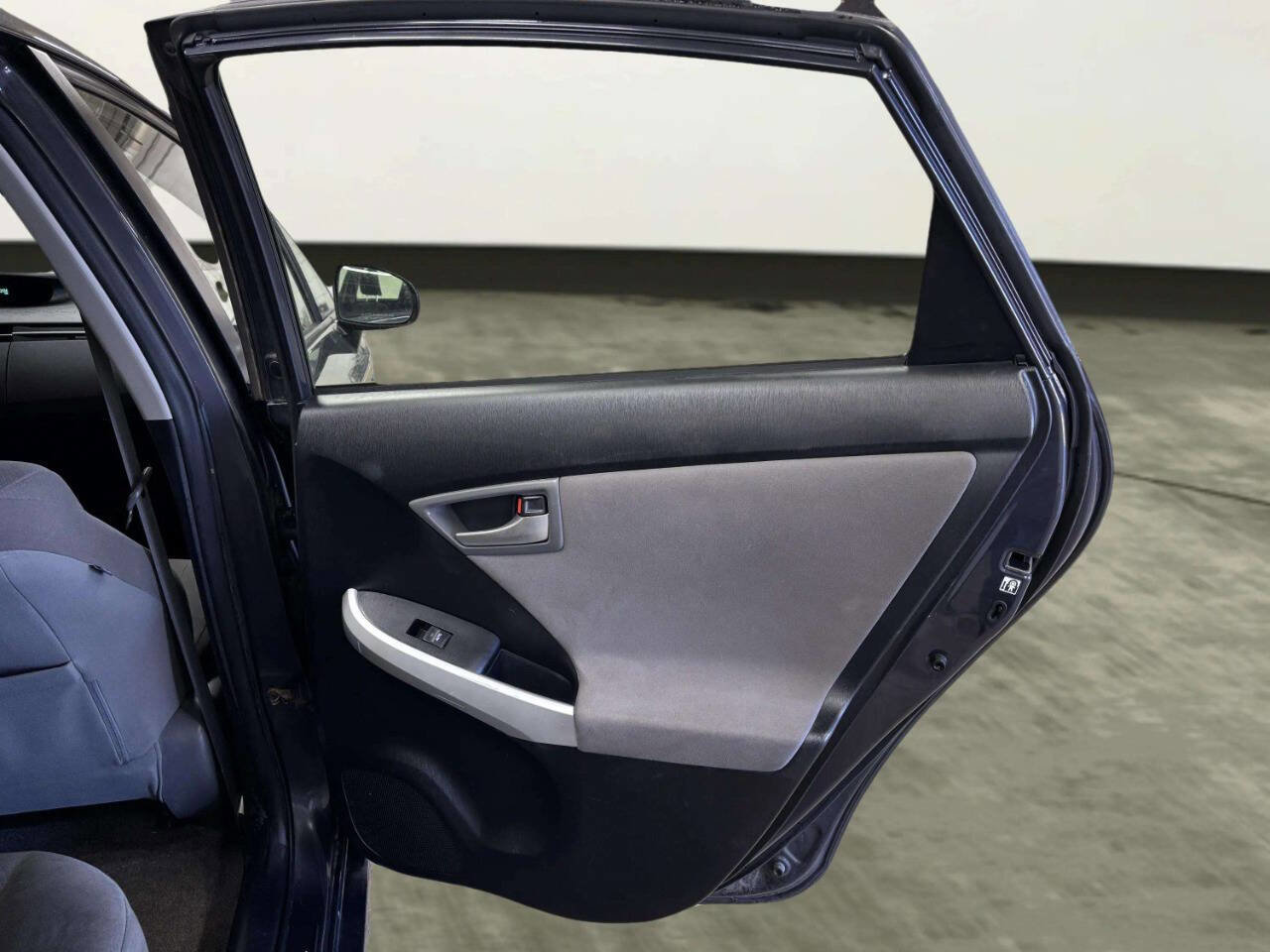 Used 2013 Toyota Prius Three w/ Solar Roof Pkg FWD image 17