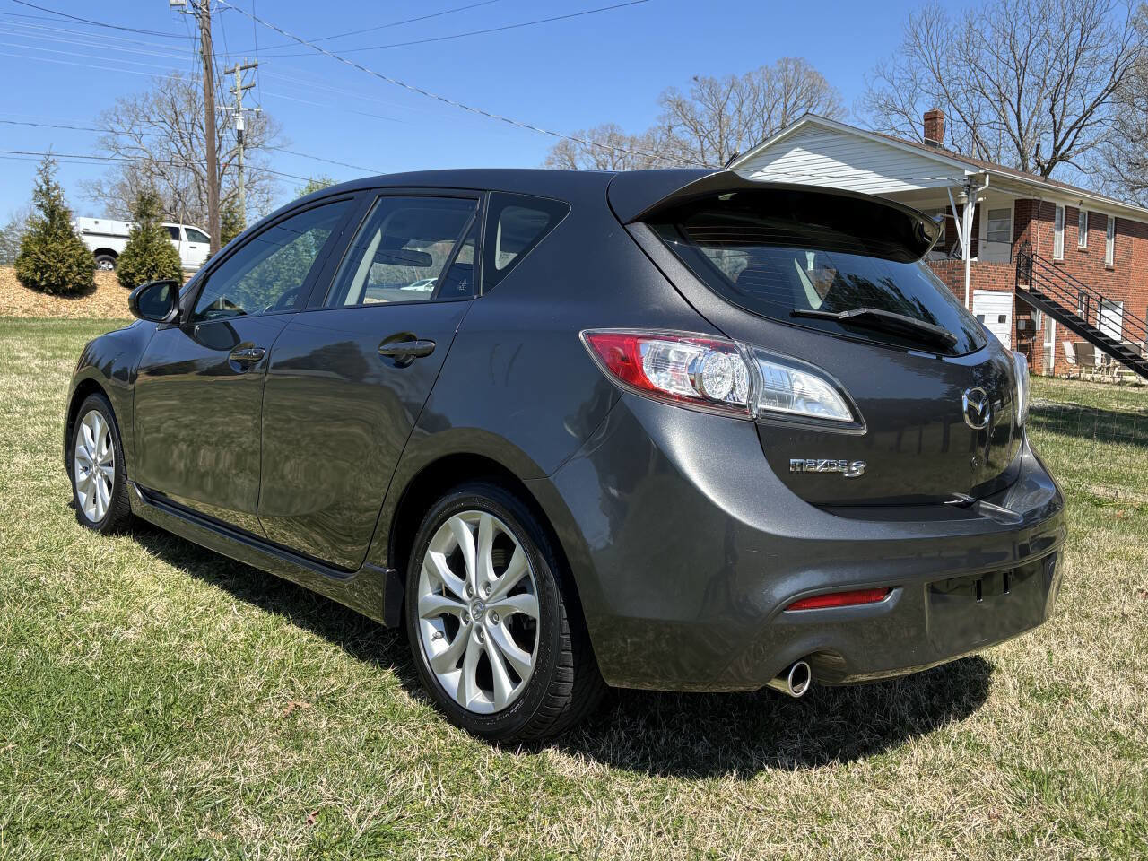 Used 2011 MAZDA MAZDA3 s Sport w/ Tech Pkg image 2