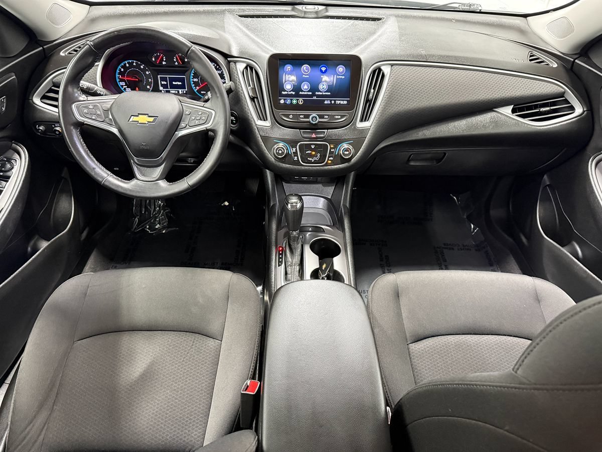 Used 2019 Chevrolet Malibu RS FWD image 13